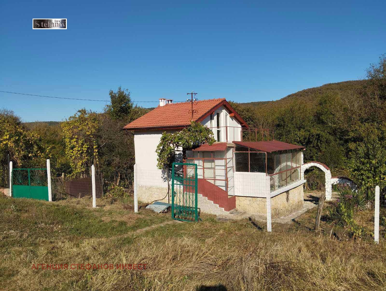 Продава КЪЩА, с. Долище, област Варна, снимка 11 - Къщи - 56411714
