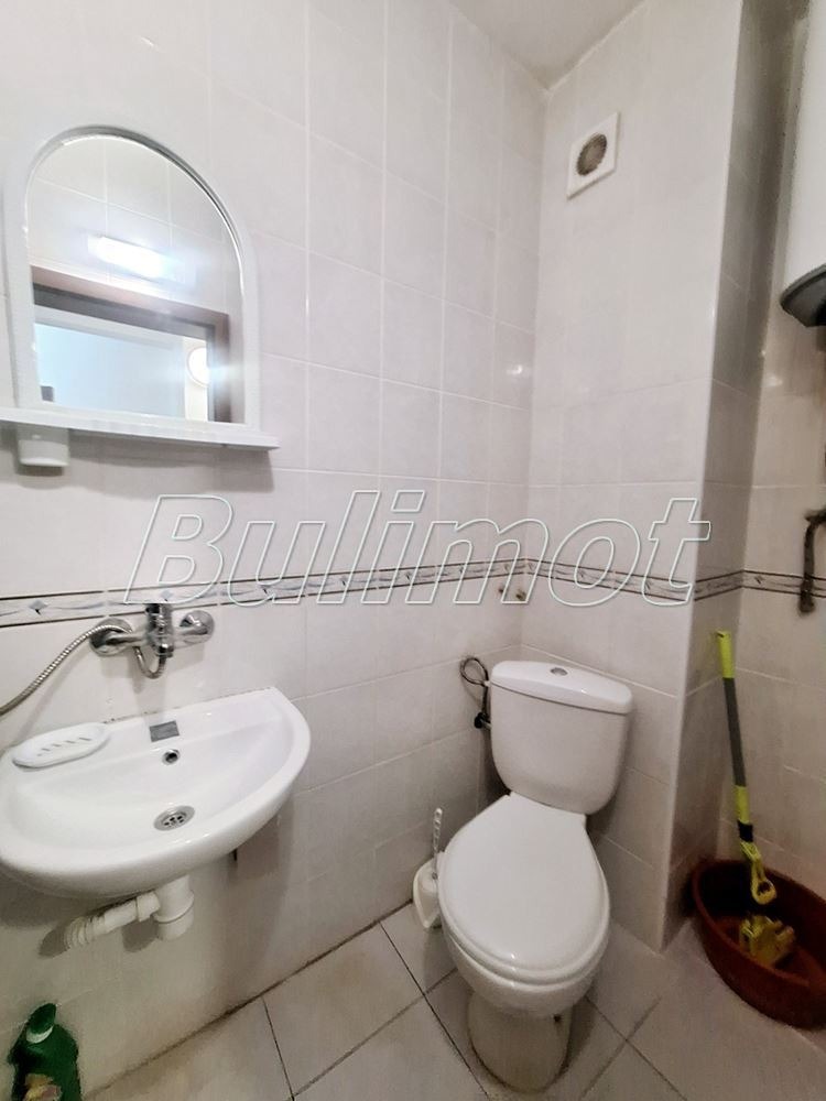 Продава  1-стаен град Варна , Център , 45 кв.м | 50178219 - изображение [12]