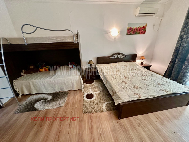 À venda  1 quarto região Burgas , k.k. Slantchev briag , 85 m² | 90972043