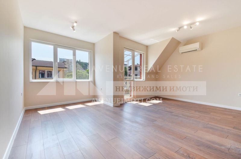 Продава  2-стаен, град Пловдив, Център •  157 700 € • ID 94129362 — holmes.bg - [1] 
