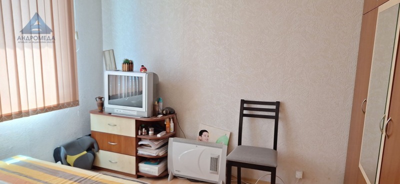 Продава  3-стаен град Плевен , Дружба 1 , 76 кв.м | 62741462 - изображение [5]