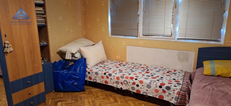 Продава  3-стаен град Плевен , Дружба 1 , 76 кв.м | 62741462 - изображение [8]