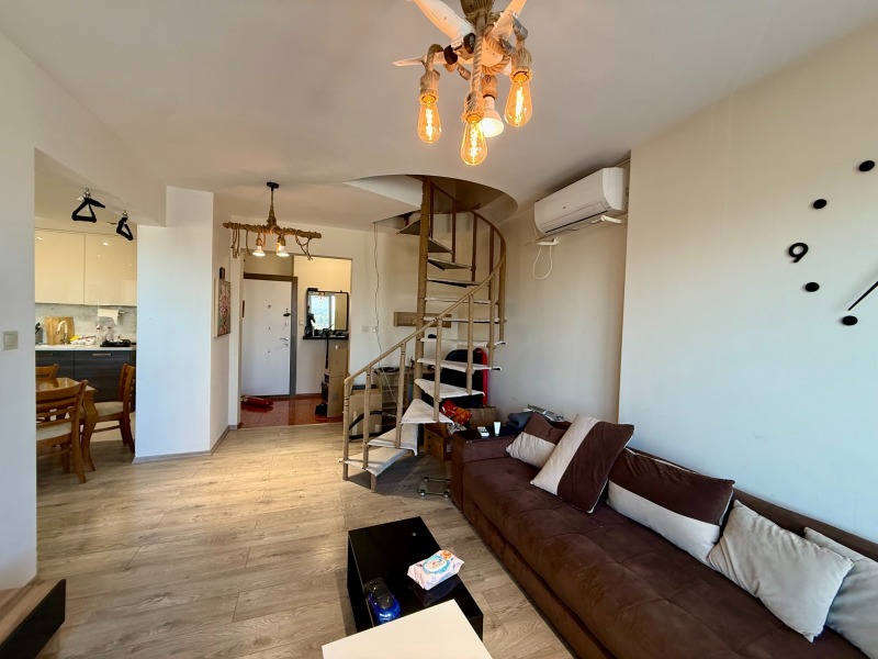 Myytävänä  3 makuuhuonetta Sofia , Družba 2 , 117 neliömetriä | 37281546 - kuva [2]