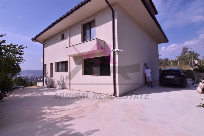 For Sale  House Varna , Izgrev , 358 sq.m | 80192663