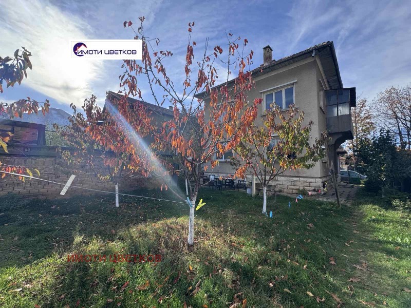 Продава КЪЩА, гр. Враца, Самуил, снимка 2 - Къщи - 53481662