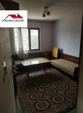 House Floor Veliki Preslav, region Shumen 1