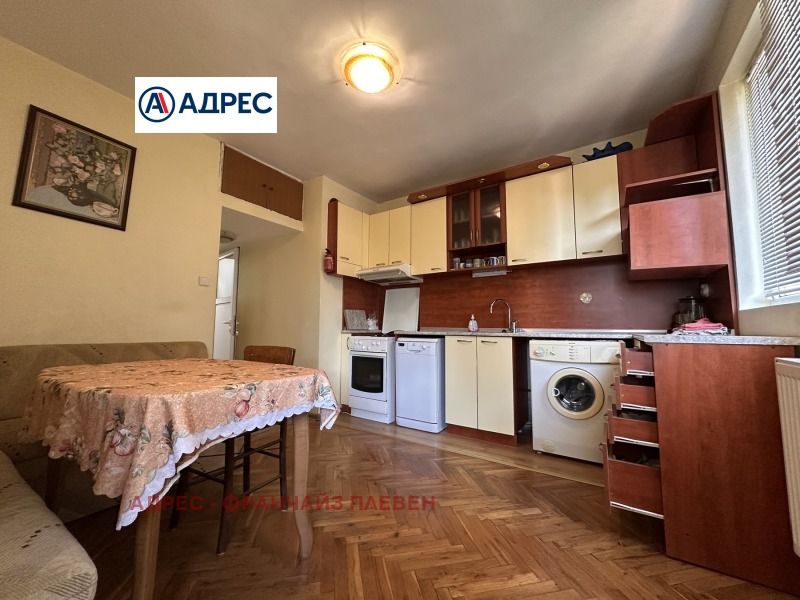 Til salgs  2 soverom Pleven , 9-ti kvartal , 95 kvm | 54905516 - bilde [3]