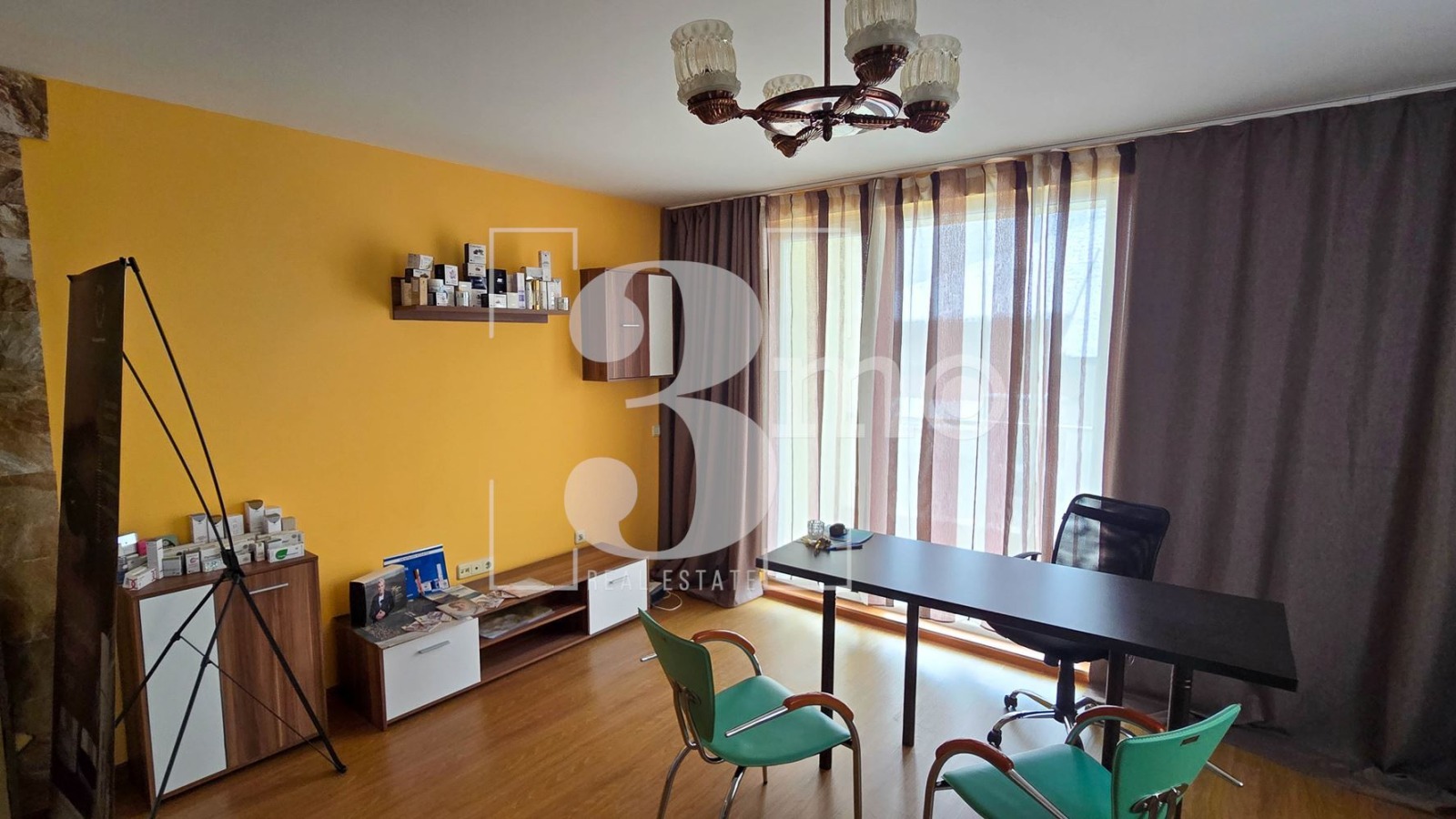 Продава 4-СТАЕН, гр. София, Карпузица, снимка 2 - Апартаменти - 55150393