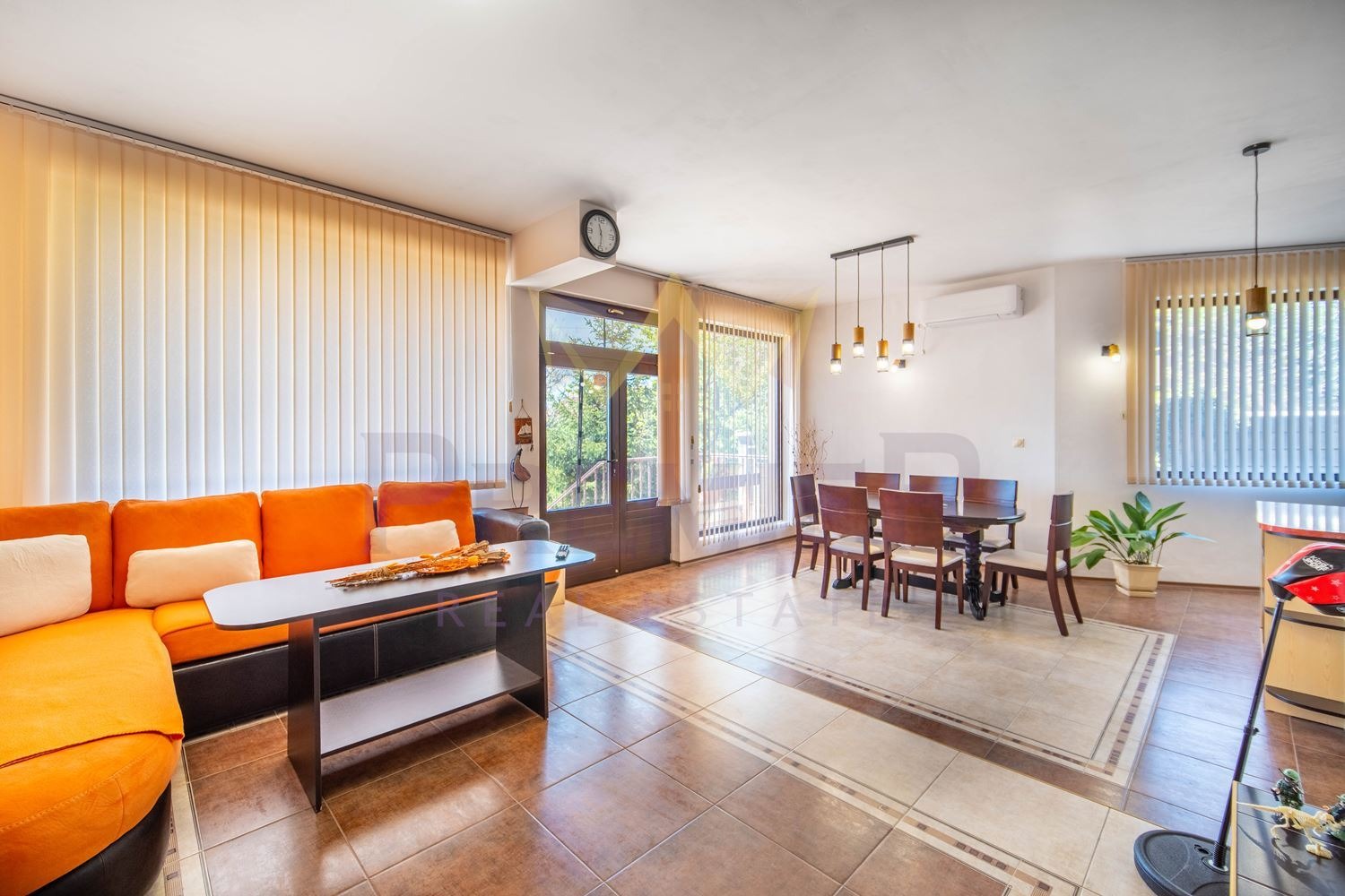 Продава КЪЩА, гр. Варна, Свети Никола, снимка 5 - Къщи - 54407663