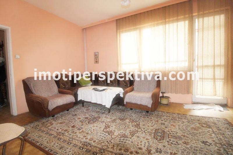 Myytävänä  2 makuuhuonetta Plovdiv , Tsentar , 68 neliömetriä | 32201103 - kuva [2]