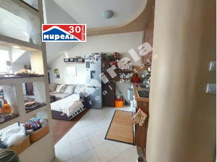 Продава  3-стаен град Велико Търново , Колю Фичето , 68 кв.м | 70432123 - изображение [2]