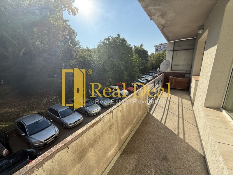 Eladó  3 hálószobás Sofia , Krasno selo , 94 négyzetméter | 93903897