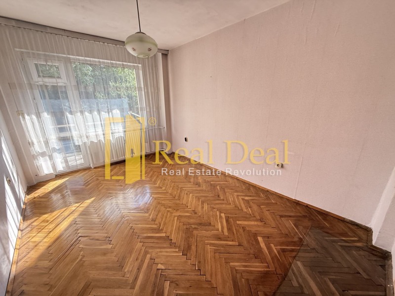 Eladó  3 hálószobás Sofia , Krasno selo , 94 négyzetméter | 93903897 - kép [9]