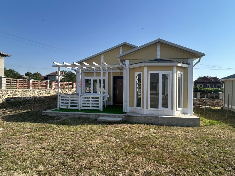 Til salg  Hus region Pleven , Pelishat , 55 kvm | 21801556