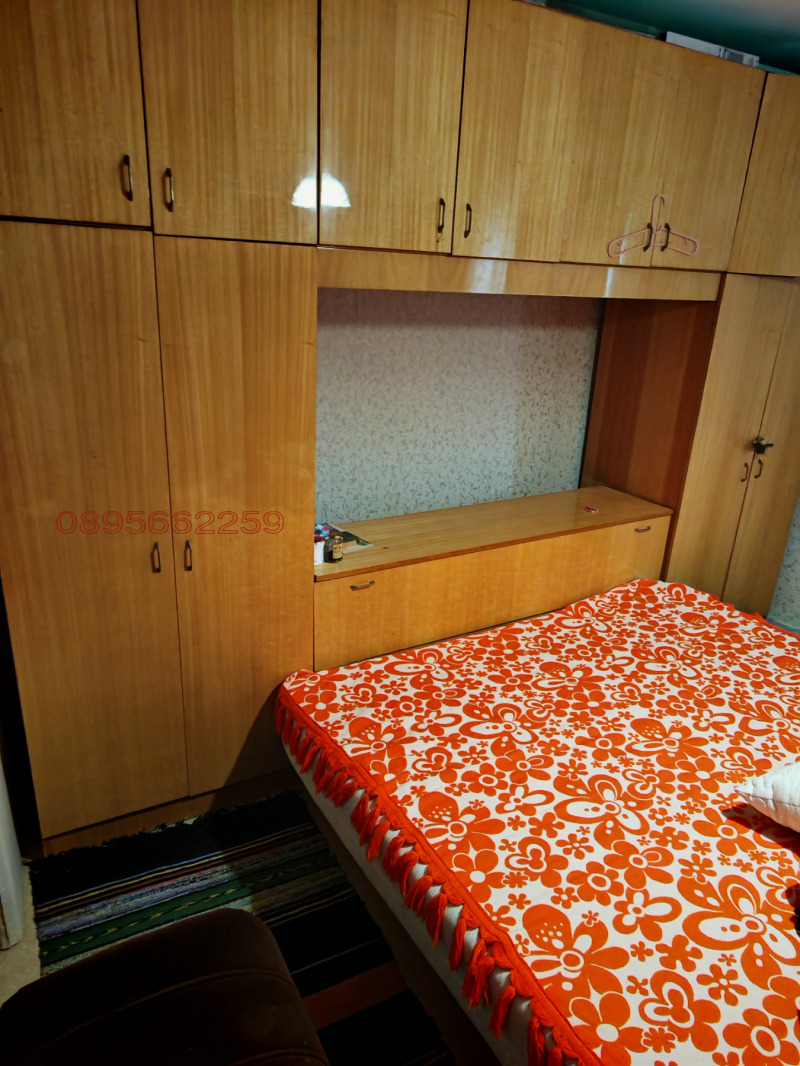 Продава КЪЩА, с. Червенци, област Варна, снимка 8 - Къщи - 52479785