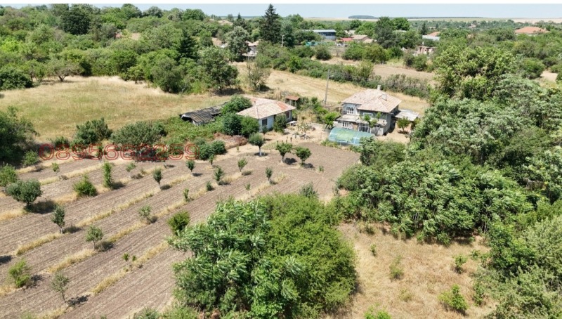 Продава КЪЩА, с. Червенци, област Варна, снимка 3 - Къщи - 52479785