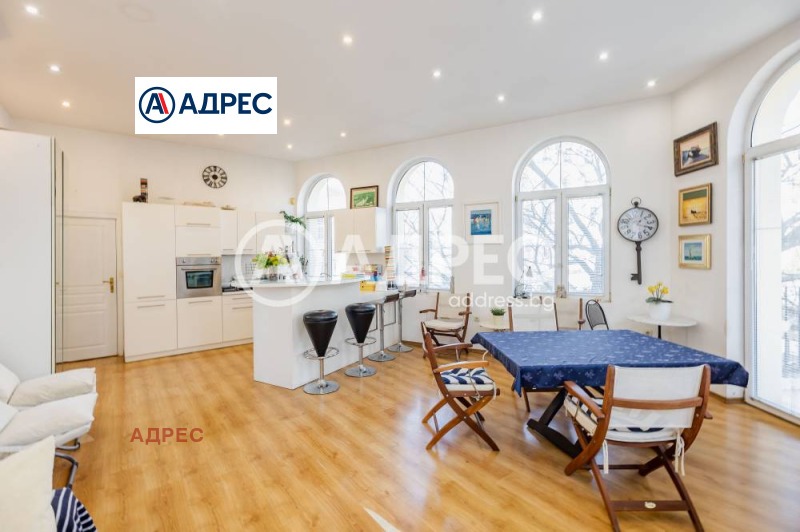 Продава КЪЩА, гр. Варна, ЖП Гара, снимка 7 - Къщи - 53176176