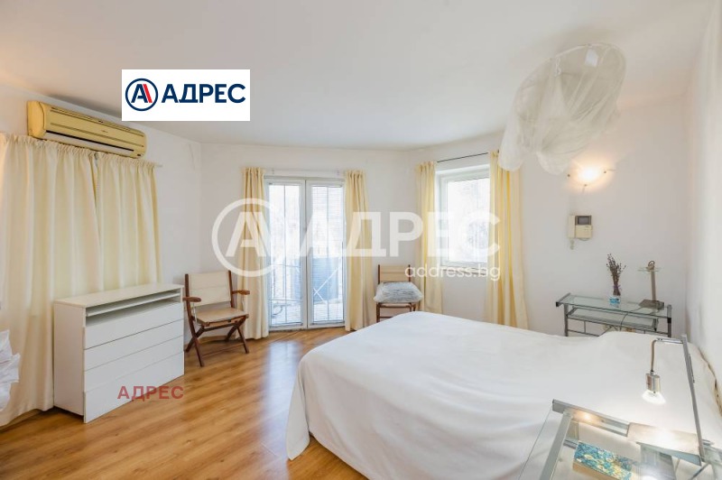 Продава КЪЩА, гр. Варна, ЖП Гара, снимка 12 - Къщи - 53176176