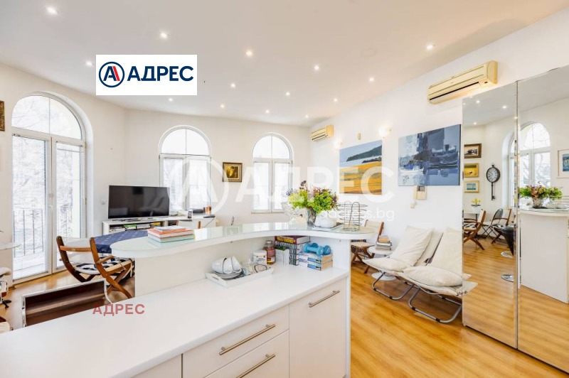 Продава КЪЩА, гр. Варна, ЖП Гара, снимка 8 - Къщи - 53176176