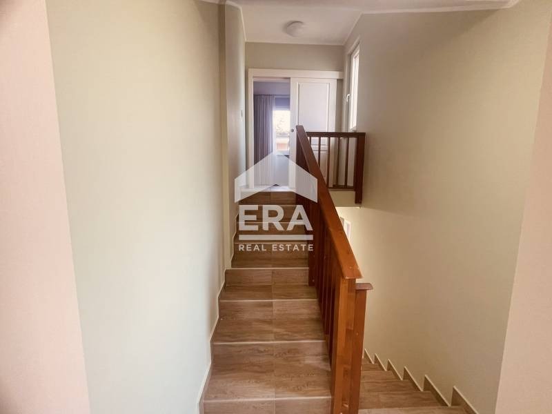 Продава КЪЩА, с. Рогачево, област Добрич, снимка 9 - Къщи - 53799796