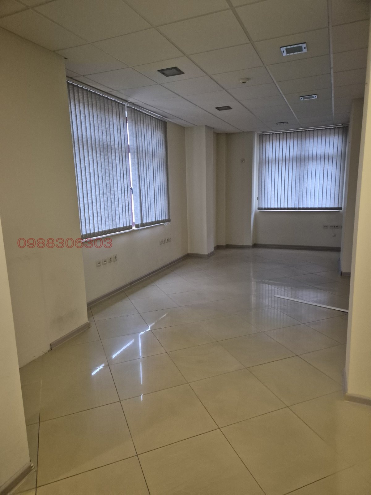 Продава ОФИС, гр. Хасково, Център, снимка 2 - Офиси - 56079489