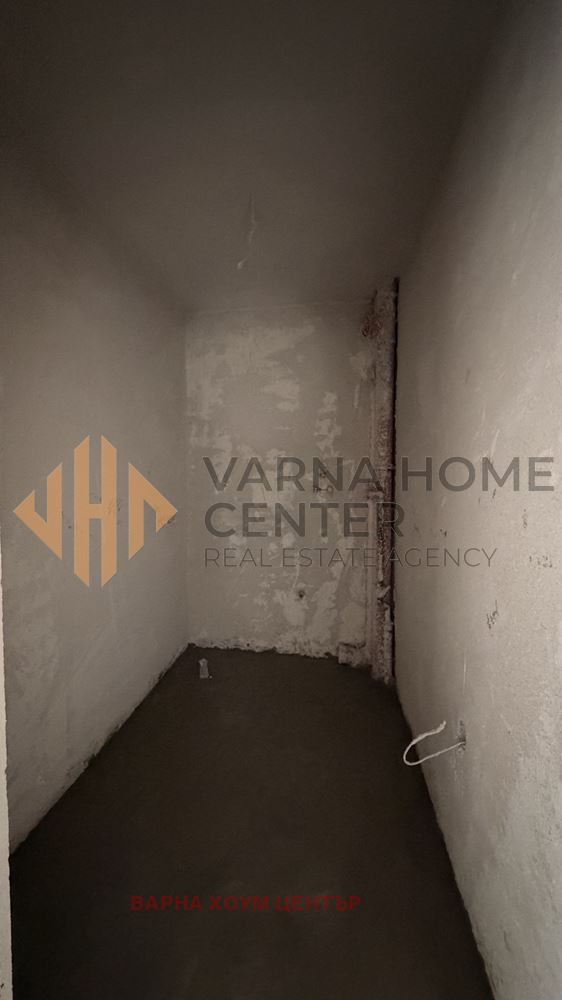 Продава 1-СТАЕН, гр. Варна, Център, снимка 2 - Апартаменти - 52885551