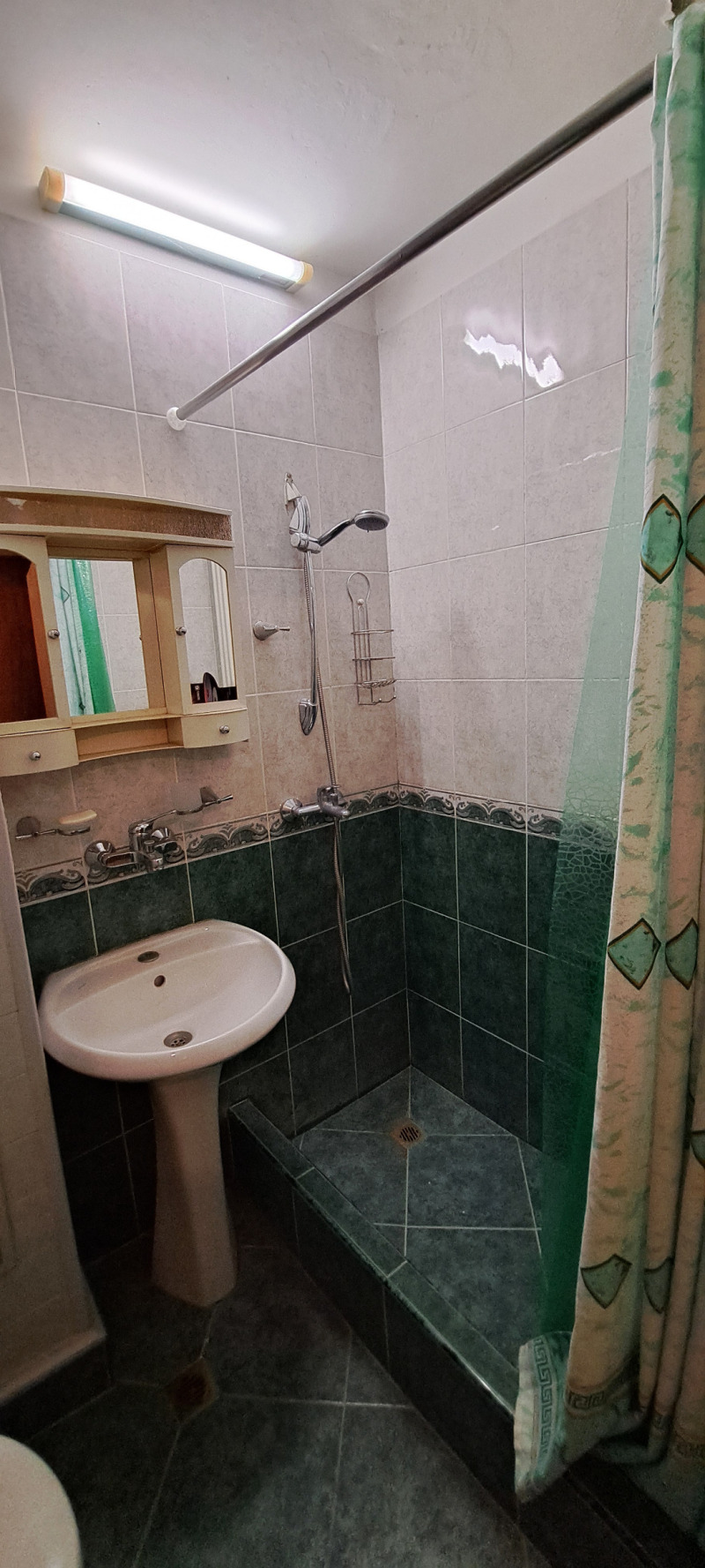 In vendita  1 camera da letto Ruse , Vazragdane , 60 mq | 49492827 - Immagine [9]