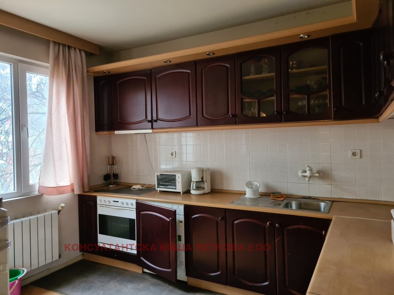 Продава  Мезонет град Ловеч , Център , 134 кв.м | 92852716