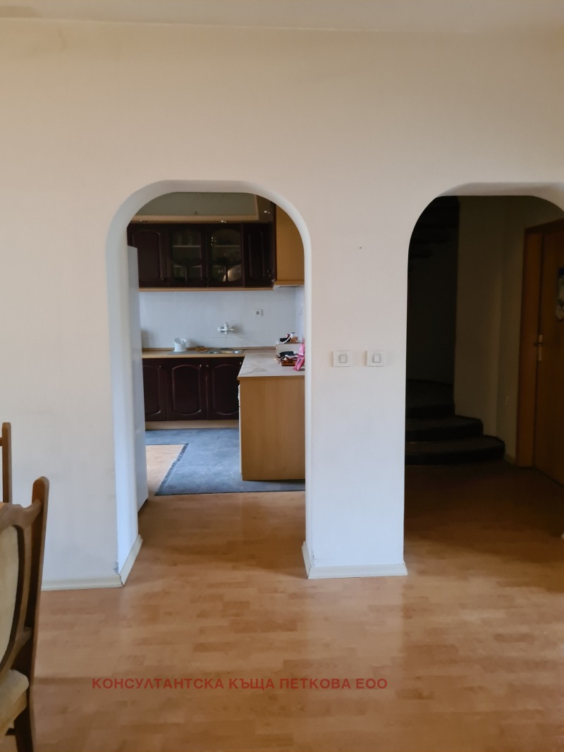 Продава  Мезонет град Ловеч , Център , 134 кв.м | 92852716 - изображение [2]