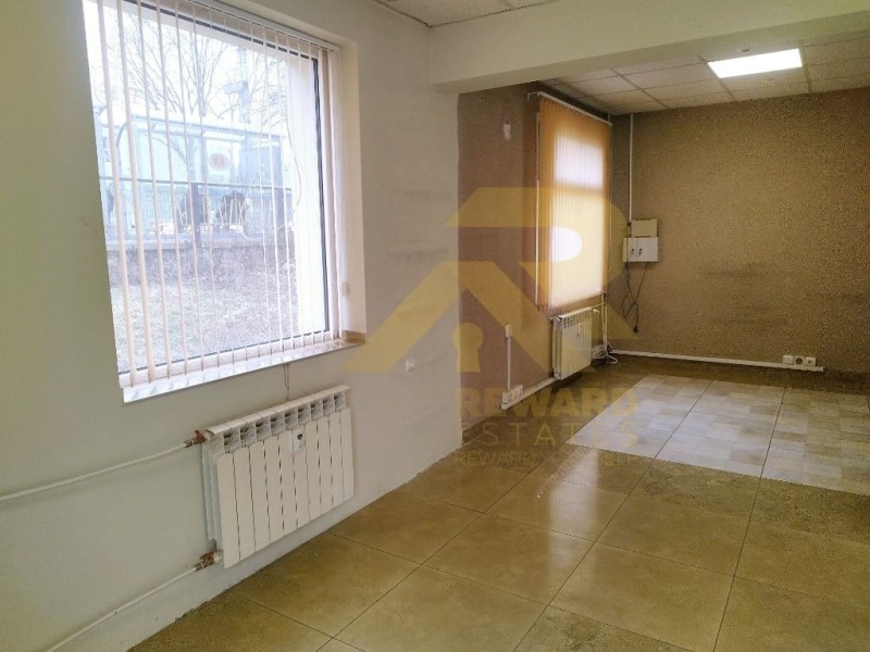 Продава  Офис град Перник , Център , 78 кв.м | 70039707 - изображение [4]