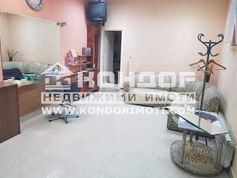 Na prodej  Kancelář Plovdiv , Centar , 30 m2 | 49918404
