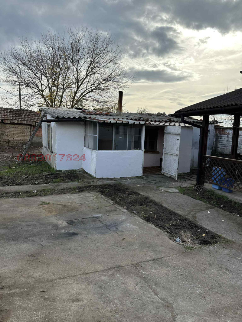 Продава КЪЩА, с. Горна махала, област Пловдив