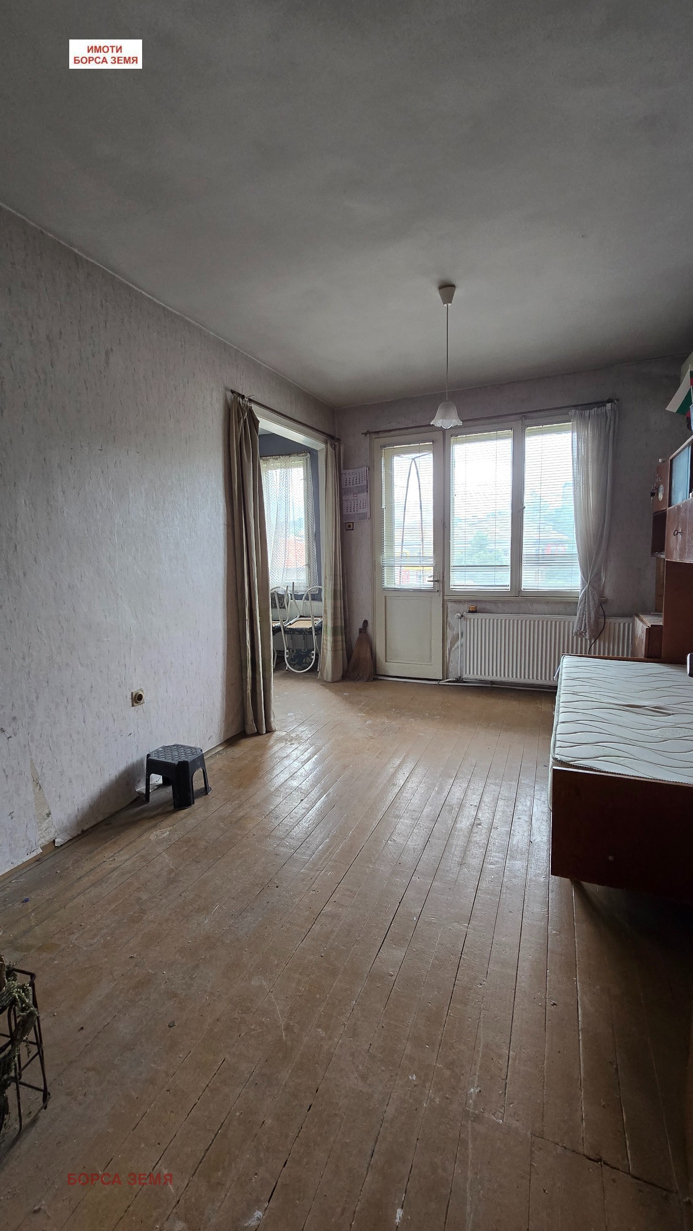 Продава 4-СТАЕН, гр. Търговище, Център, снимка 2 - Апартаменти - 56097570
