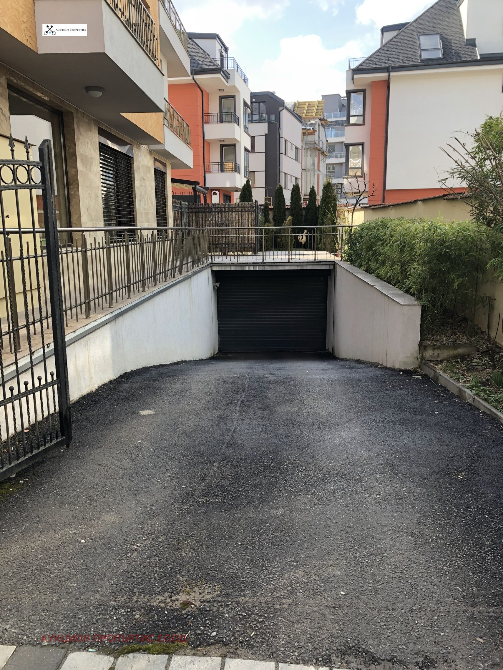 Продава ГАРАЖ, ПАРКОМЯСТО, гр. София, Кръстова вада, снимка 3 - Гаражи и паркоместа - 55615548