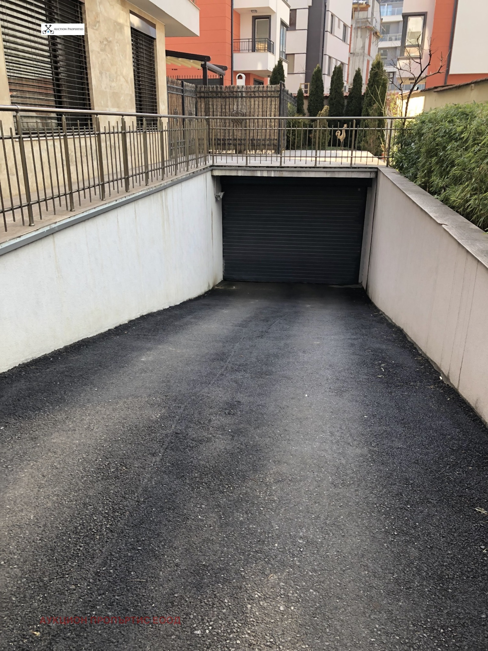 Продава ГАРАЖ, ПАРКОМЯСТО, гр. София, Кръстова вада, снимка 2 - Гаражи и паркоместа - 55615548