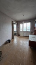 Продава 4-СТАЕН, гр. Търговище, Център, снимка 2
