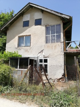 Продажба на имоти в с. Драгомирово, област Перник - изображение 1 
