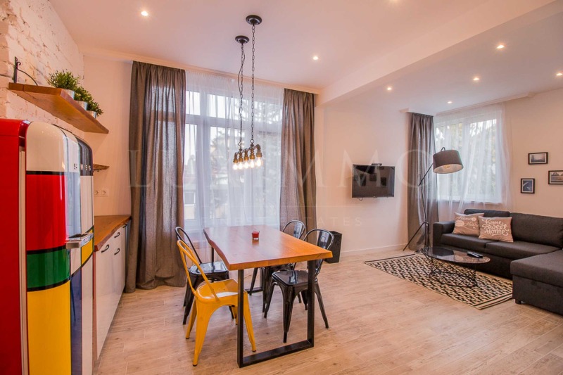 Продава 2-СТАЕН, град София, Център • 315000 € / 616086.45 лв. • 74506363 1