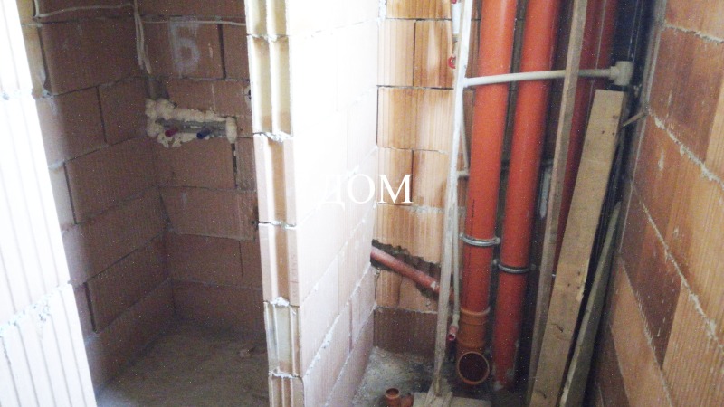 Na prodej  2 ložnice Šumen , 5-ti polk , 77 m2 | 78538656 - obraz [8]