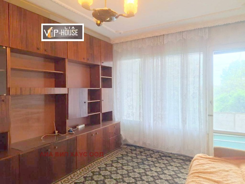 Продава  3-стаен град Пазарджик , Запад , 83 кв.м | 78025179 - изображение [2]