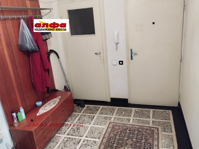 Zu verkaufen  3 Schlafzimmer Dobritsch , Zentar , 100 qm | 35411693