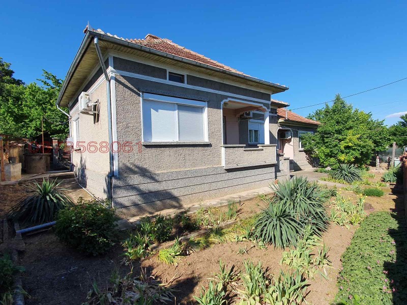 Продава КЪЩА, гр. Долна Оряховица, област Велико Търново, снимка 2 - Къщи - 52779115