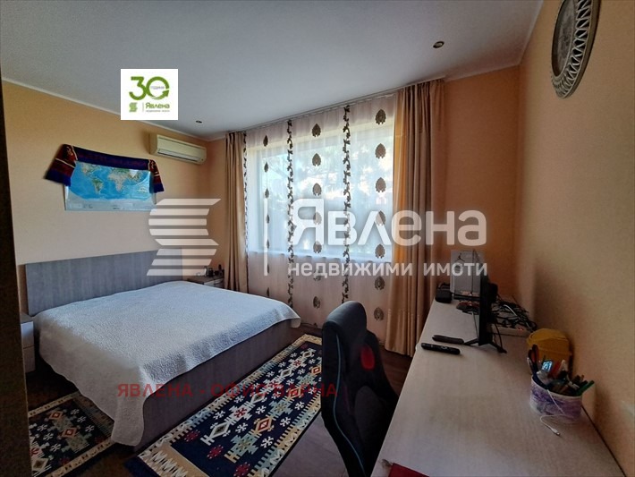 Продава КЪЩА, с. Близнаци, област Варна, снимка 12 - Къщи - 47933008