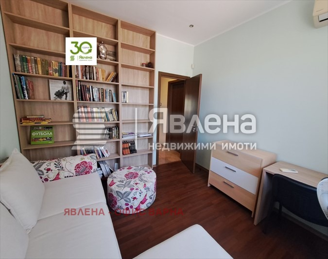 Продава КЪЩА, с. Близнаци, област Варна, снимка 14 - Къщи - 47933008