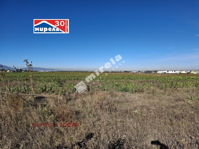 Satılık  Komplo Sofia , Vrajdebna , 8600 metrekare | 53857028 - görüntü [2]