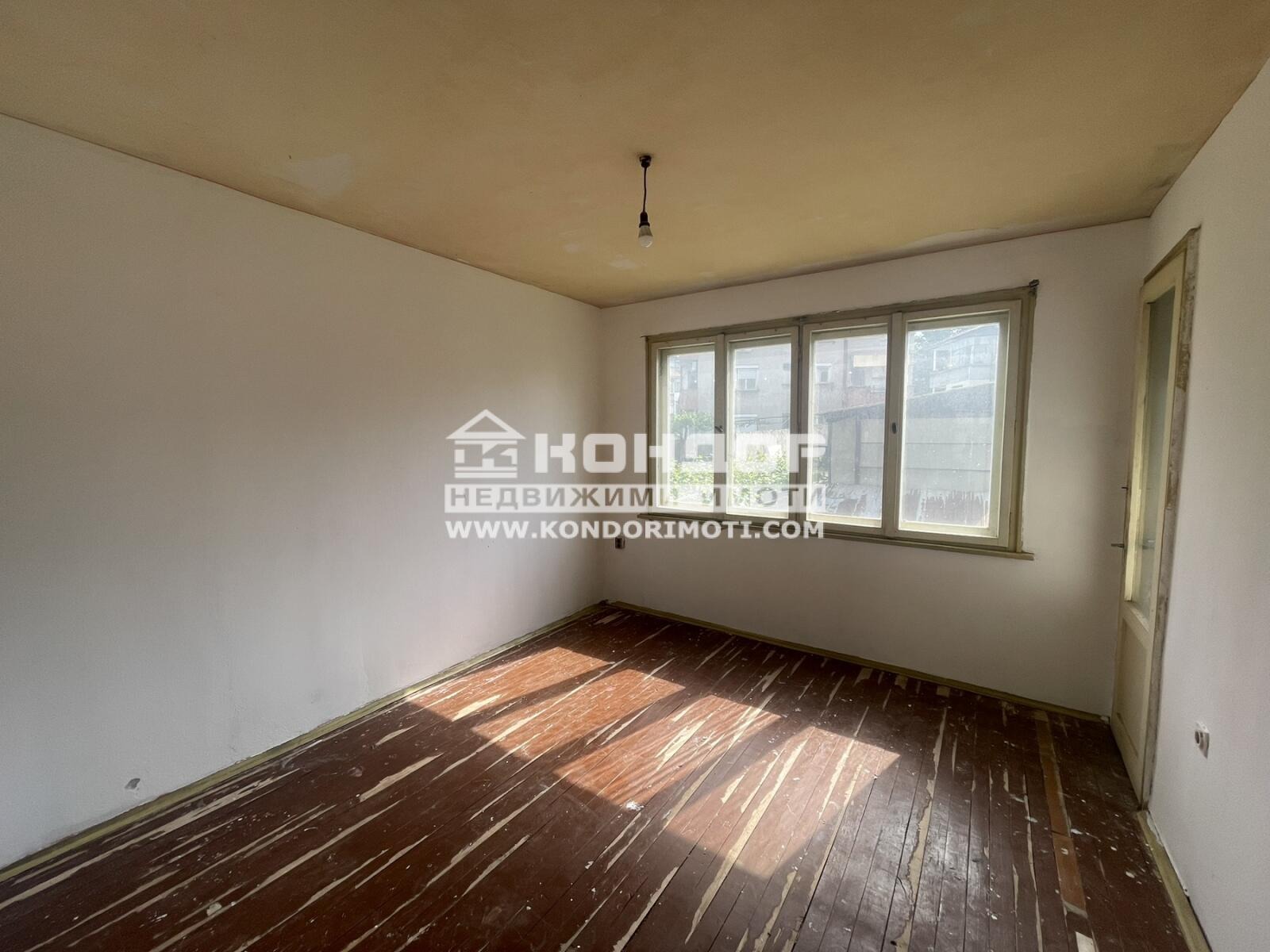 Продава 3-СТАЕН, гр. Пловдив, Западен, снимка 2 - Апартаменти - 54589043