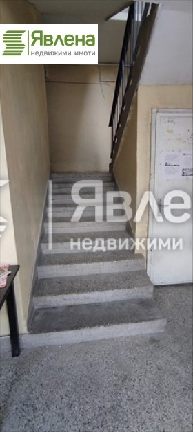 Te koop  2 slaapkamers Pernik , Iztok , 100 m² | 73754606 - afbeelding [12]