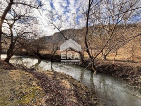 Handlung Tscherwen, region Russe 13