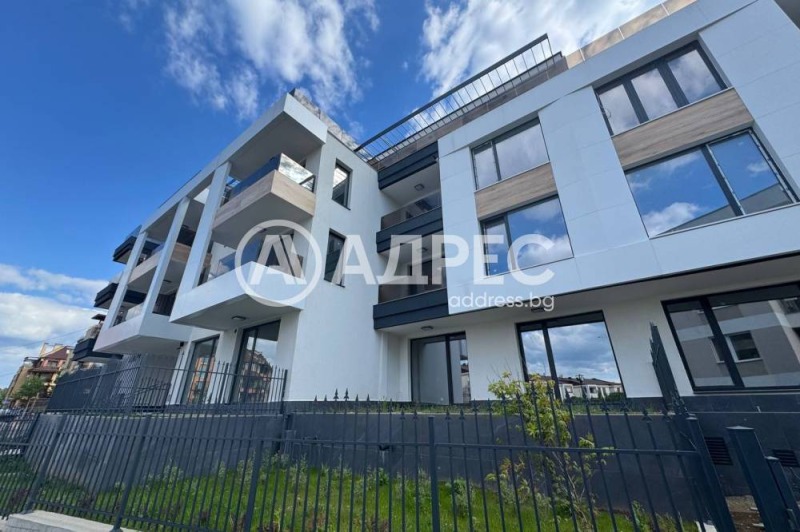Продаја  1 спаваћа соба Софија , Витоша , 92 м2 | 99351838