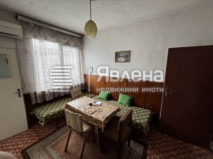 Till salu  Hus Golv region Plovdiv , Asenovgrad , 140 kvm | 39103907 - bild [8]